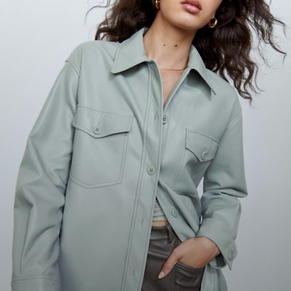 Sz XS ARITZIA Wilfred The Ganna Oversized Vegan Leather Shirt / Jacket in Grey - Picture 2 of 10